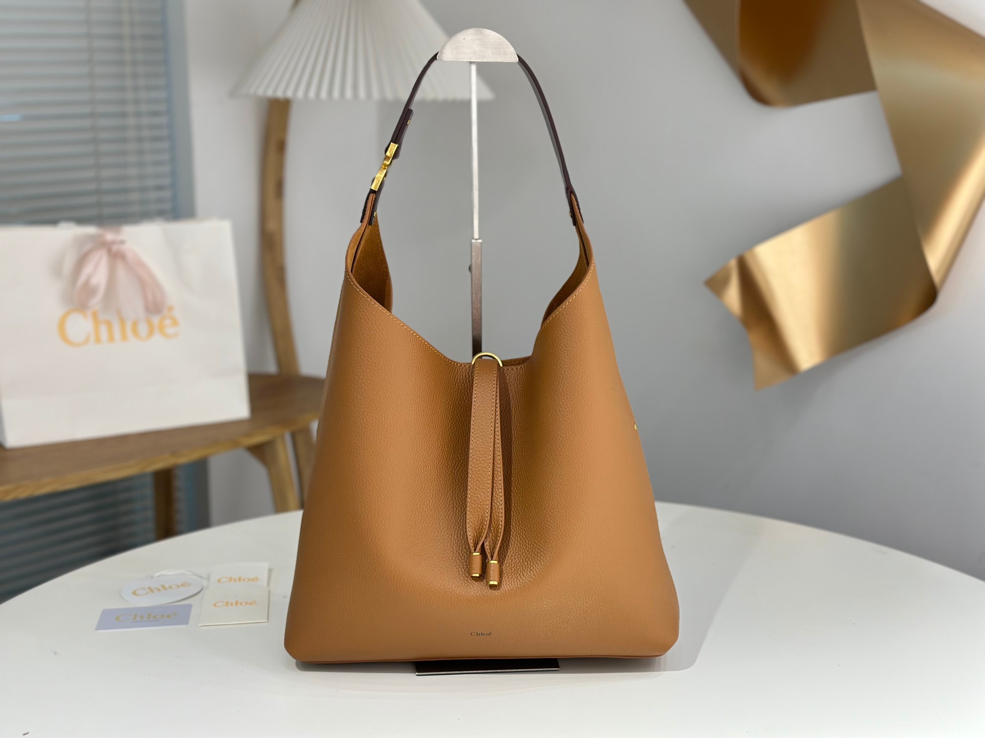 Chloe Marcie Hobo Bag In Brown Grained Leather